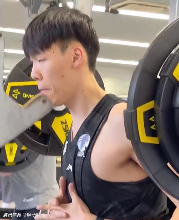 蜜桃嫩草